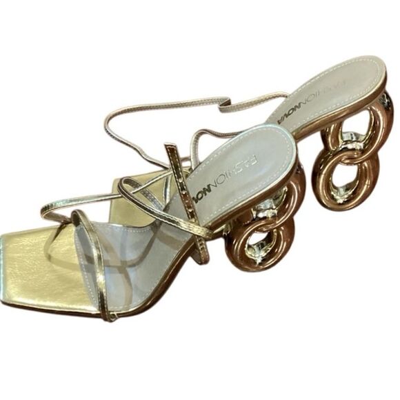 Fashion Nova Meet Me In Manhattan Heels - Gold size 7 - Picture 11 of 12